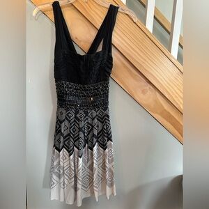 bebe Black and Cream dress